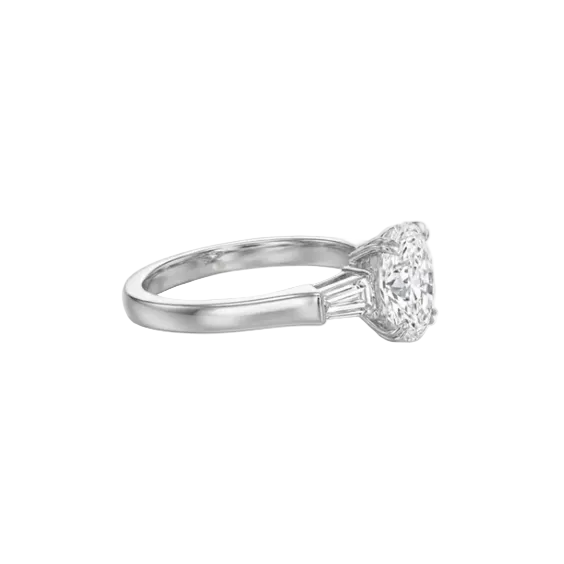 Classic Winston Oval-Cut Diamond Engagement Ring Fine