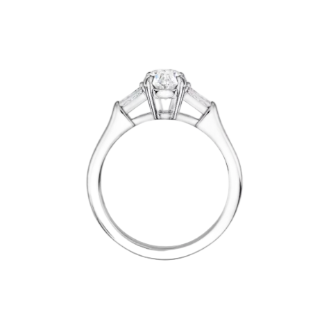 Classic Winston Oval-Cut Diamond Engagement Ring Fine