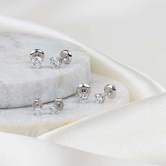 IGI Lab-Grown Round Diamond Stud Earrings 14K Gold