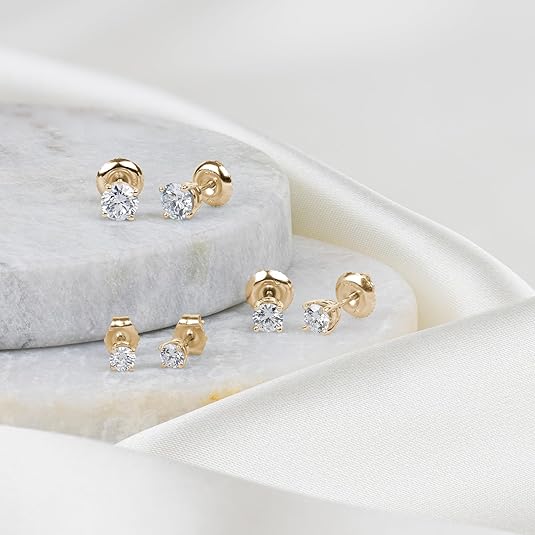 IGI Lab-Grown Round Diamond Stud Earrings 14K Gold